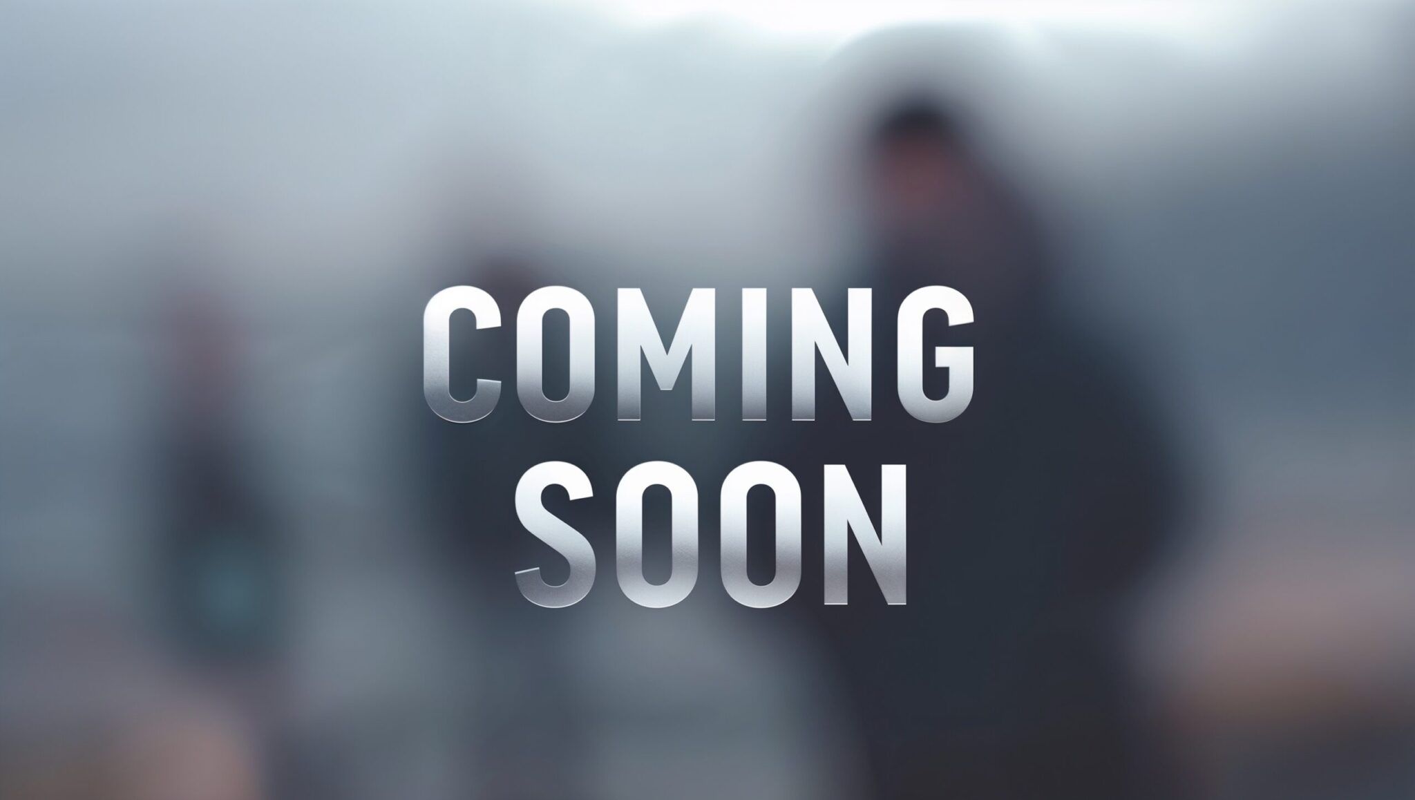 Platzhalterbild mit unscharfem Hintergrund und zentriertem Schriftzug "Coming Soon"